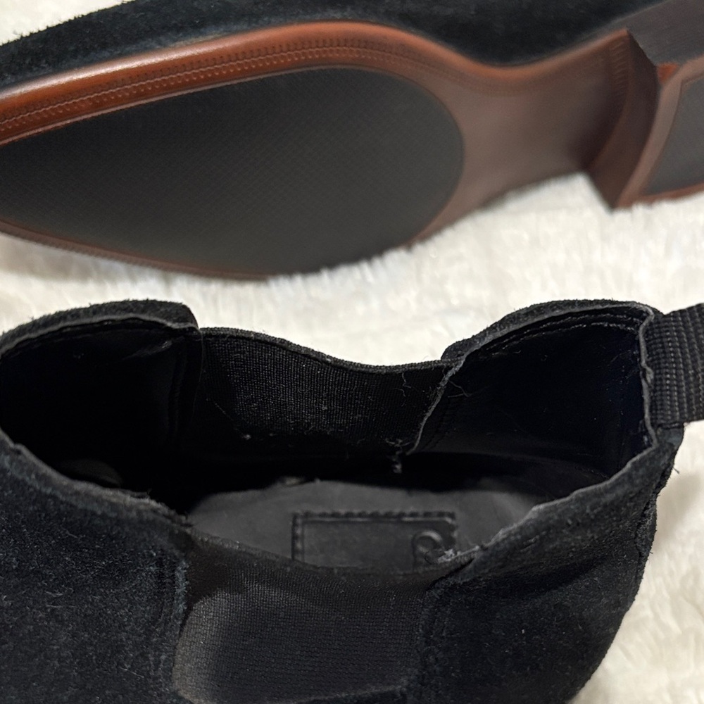 ASOS Design Chelsea Black Suede Ankle Boots - Picture 6 of 8